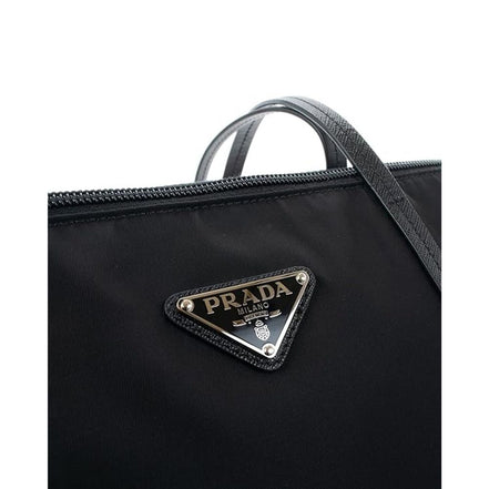Τσάντα tote Prada από μαύρο νάιλον