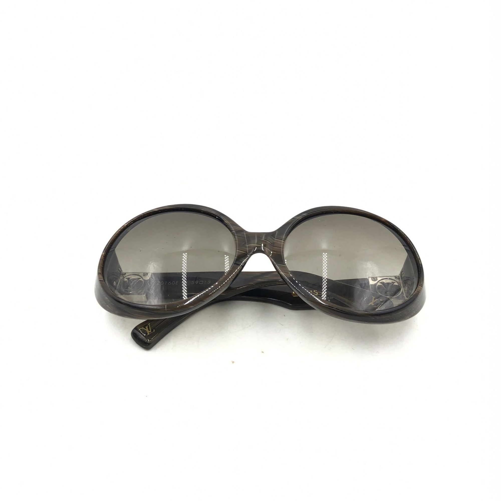 Louis Vuitton Suspense BugEye Sunglases, Polorized