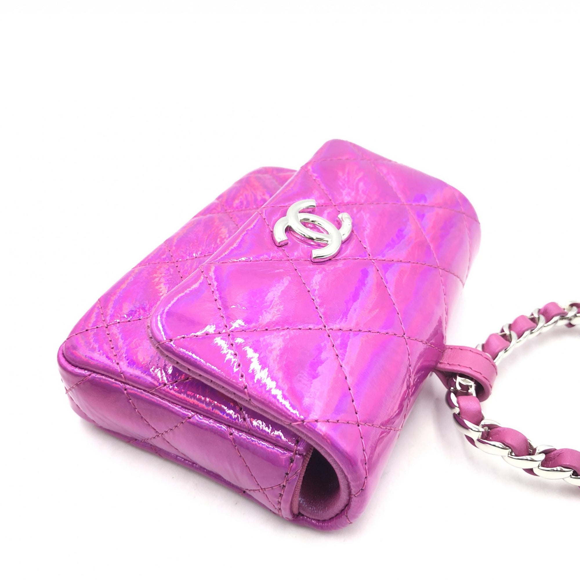 Τσαντάκι Chanel από Ροζ Ιριδίζον Δερμάτινο Καπιτονέ