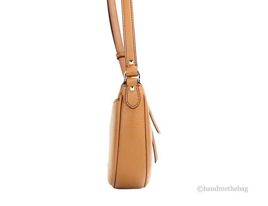 Michael Kors Dover Small Luggage Τσάντα Χιαστί από Φυσικό Δέρμα σε Σχήμα Μισοφέγγαρου