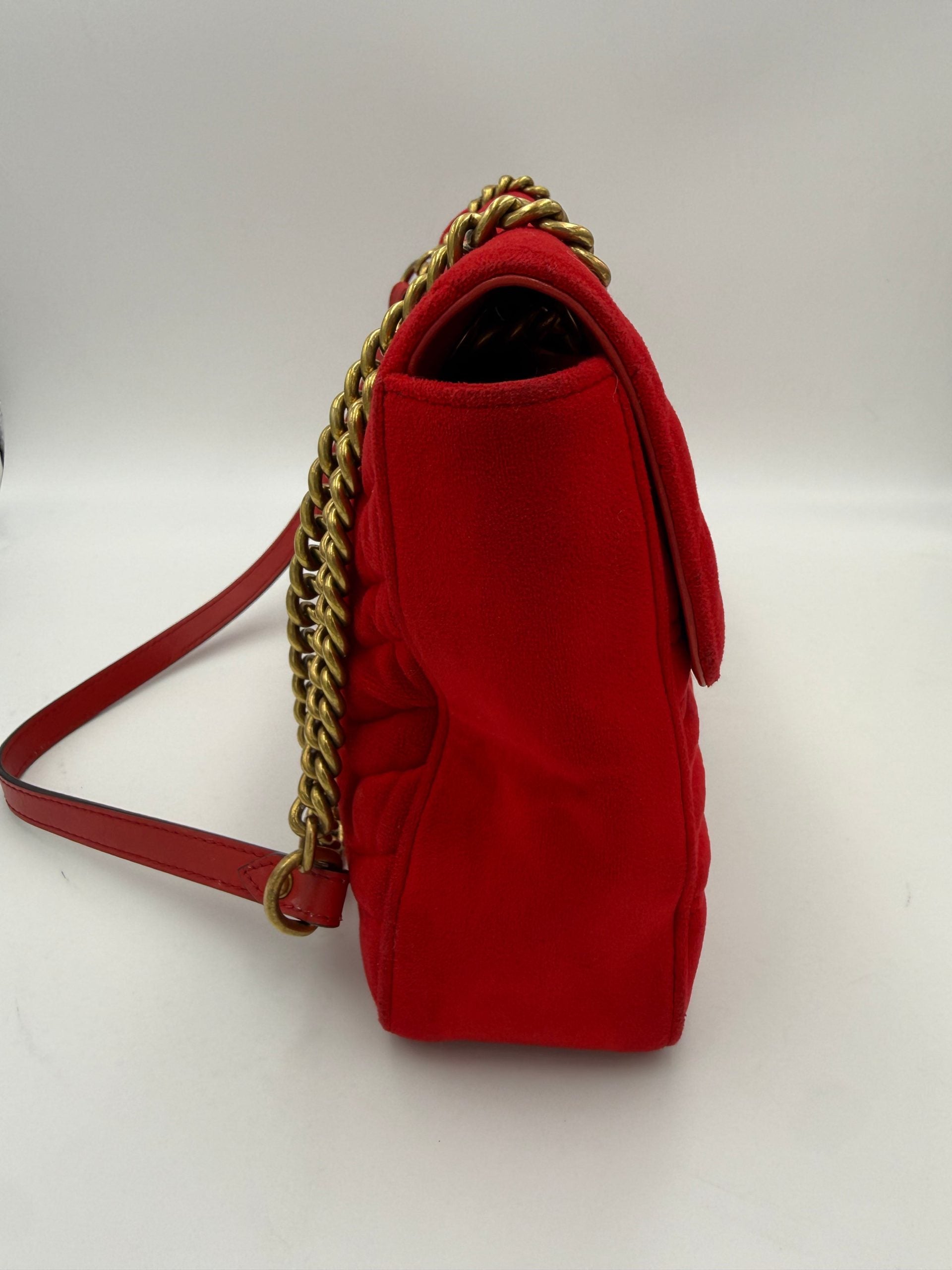 Gucci GUCCI MARMONT Red Velvet Handbag