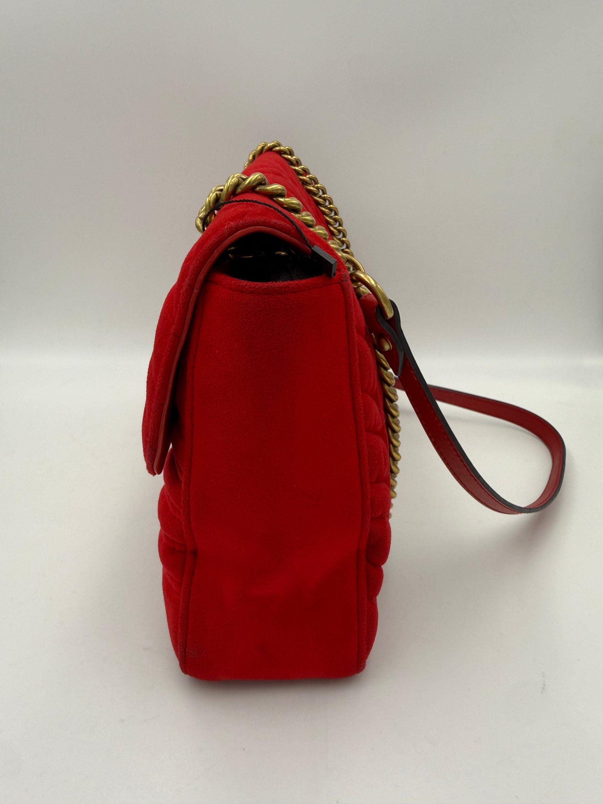 Gucci GUCCI MARMONT Red Velvet Handbag