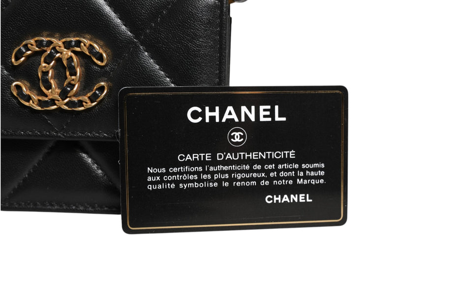 Chanel 19 Φάκελος-Πορτοφόλι Κέρματα Καπιτονέ Δέρμα Μαύρο Χιαστί