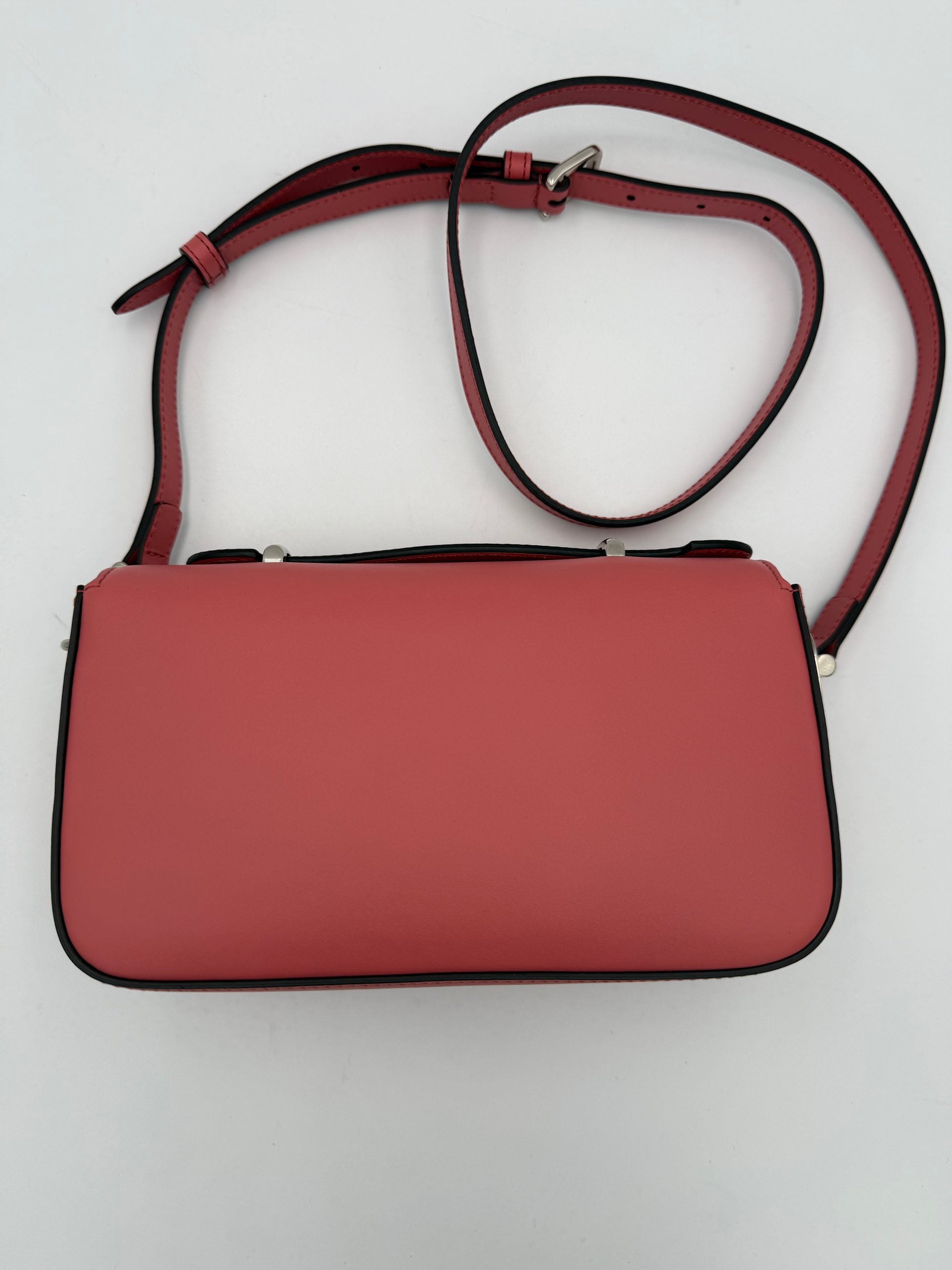 Gucci GUCCI GG Marmont Δερμάτινη Τσάντα Ώμου