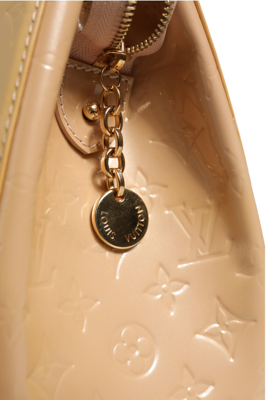 Louis Vuitton Μονόγραμμα Vernis Brea MM Μπεζ Πούδρας