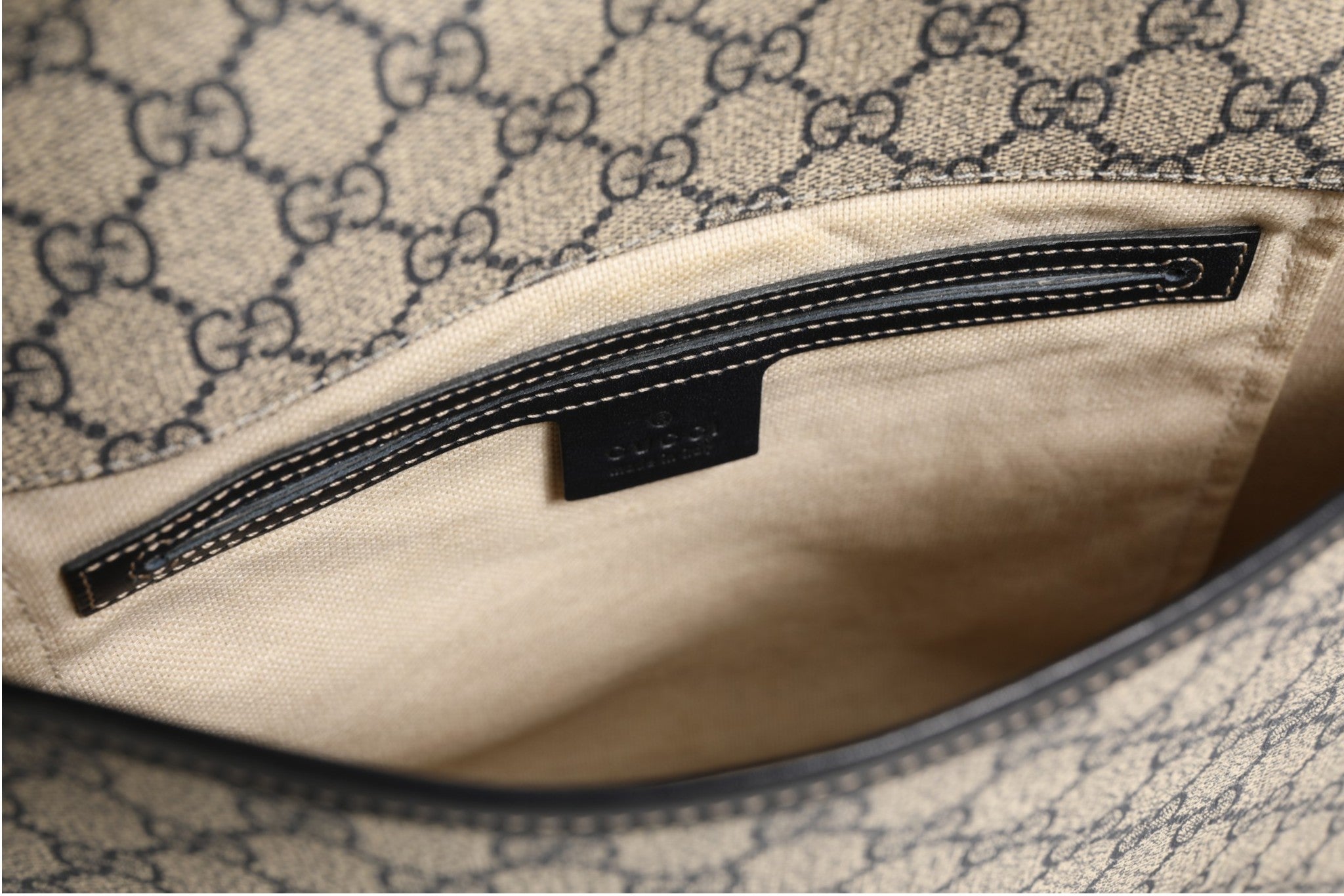 Τσάντα Χιαστί Gucci GG Supreme