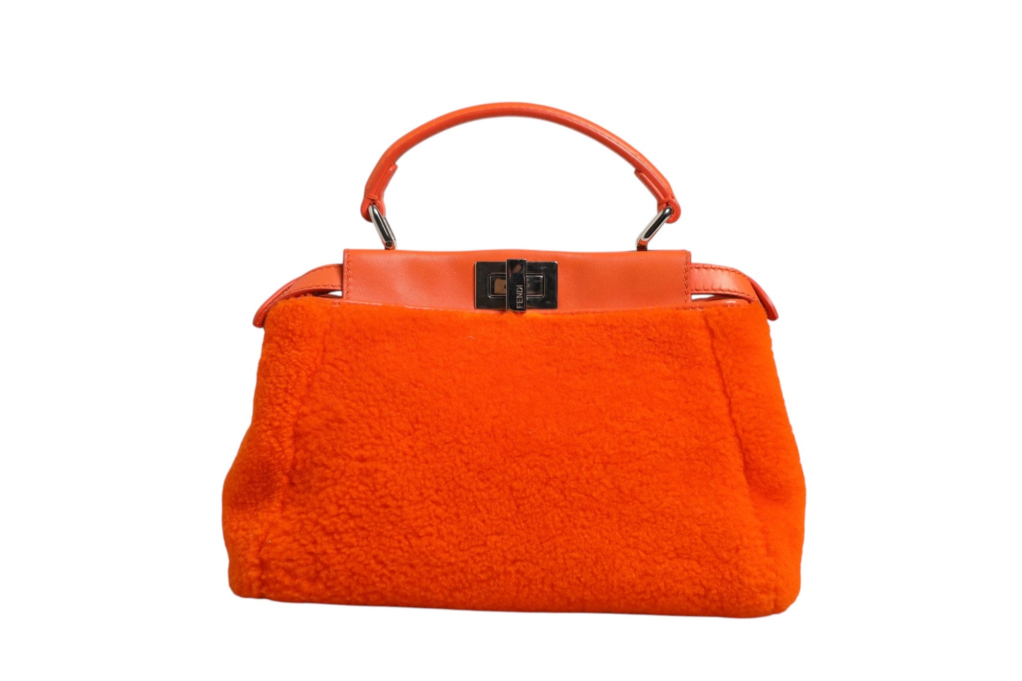 Μίνι τσάντα χειρός Peekaboo με πορτοκαλί δέρμα και shearling Fendi  