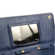 Πορτοφόλι clutch με αλυσίδα από μπλε δέρμα Saffiano Prada  