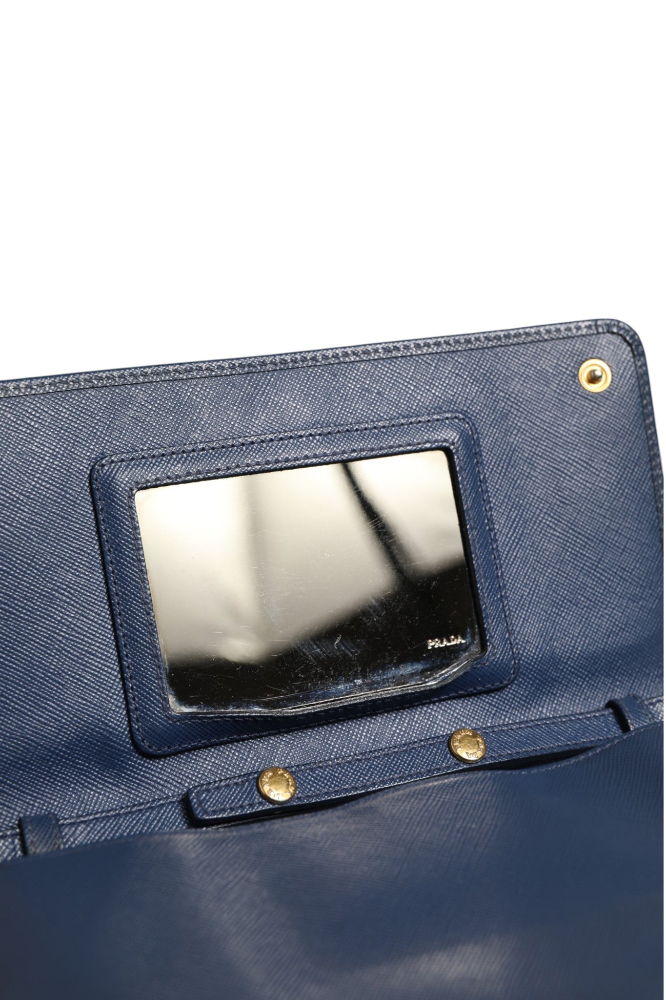Πορτοφόλι clutch με αλυσίδα από μπλε δέρμα Saffiano Prada  