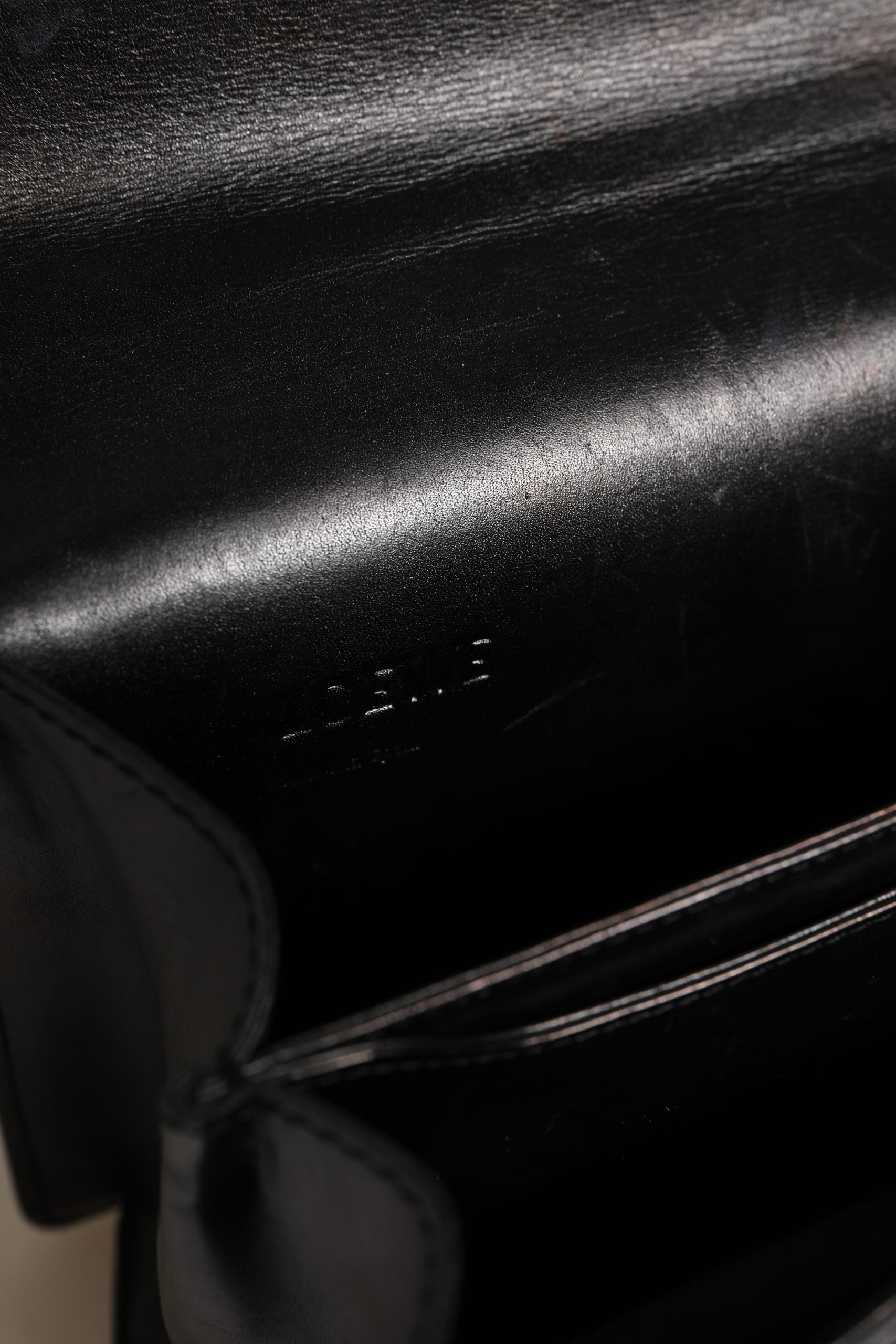 Loewe Barcelona Μεσαία Δερμάτινη Τσάντα Ώμου
