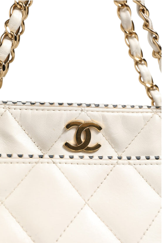 Chanel Shiny Calfskin Quilted Mini 22 White 1792563