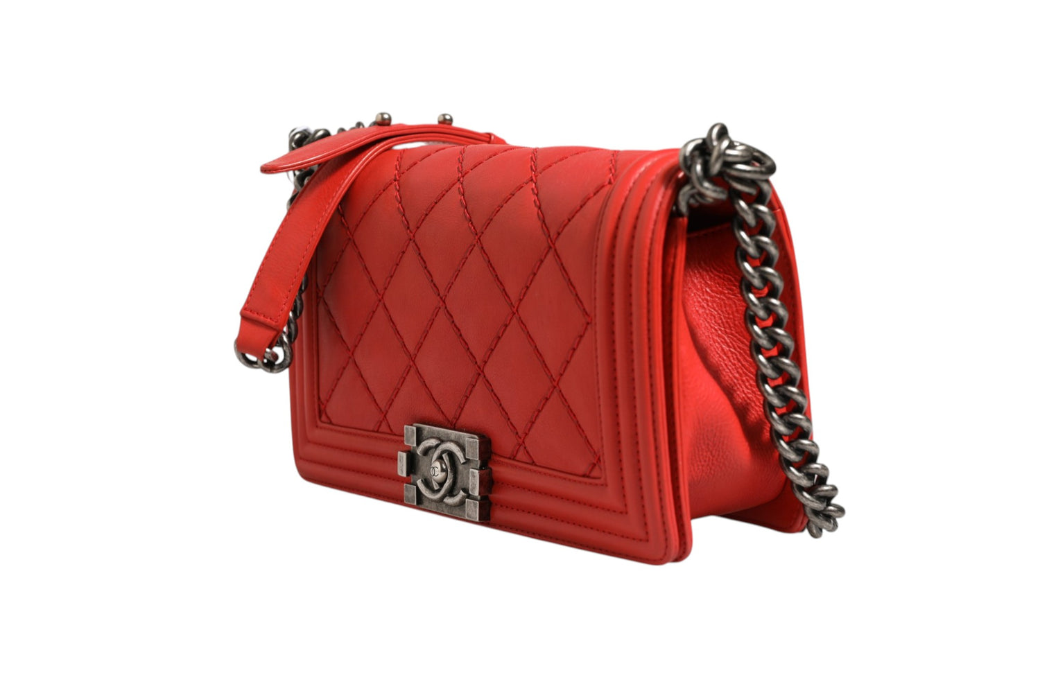 Chanel Boy New Medium Red Diamond-Quilted Calfskin Shoulder Bag