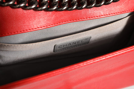 Chanel Boy New Medium Red Diamond-Quilted Calfskin Shoulder Bag