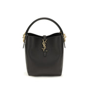 Saint Laurent Le 37 Μαύρη Τσάντα Bucket από Γρανάζι Δέρμα