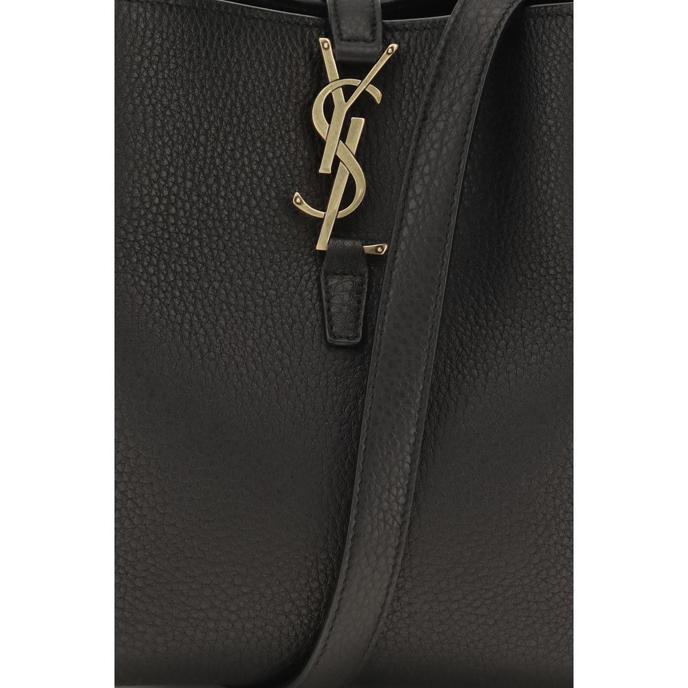 Saint Laurent Le 37 Μαύρη Τσάντα Bucket από Γρανάζι Δέρμα