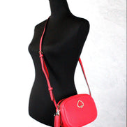 Kate Spade New York Women'S Kourtney Pebbled Leather Zip Around Camera Crossbody Bag (Stoplight)