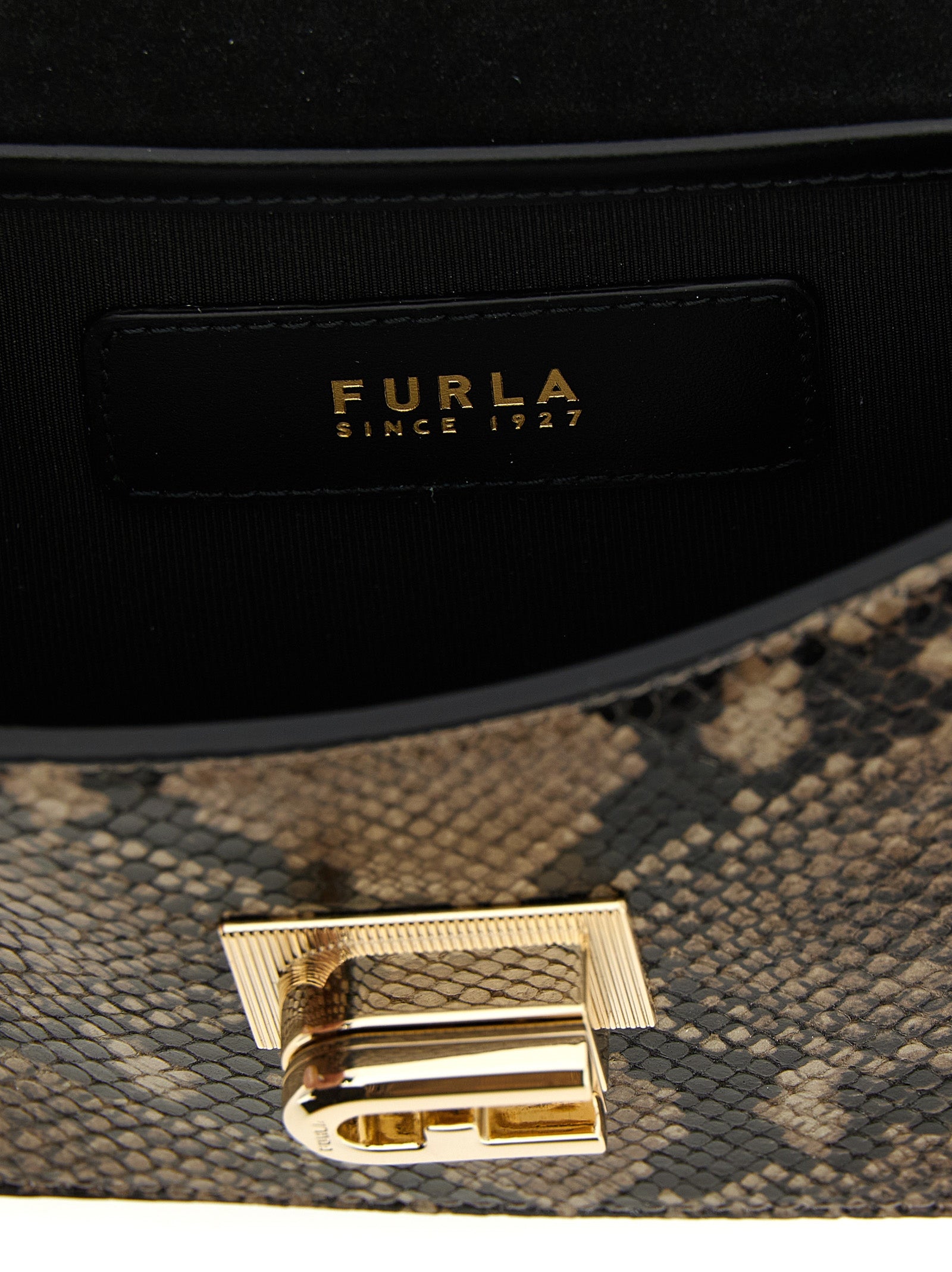 Τσάντα crossbody Furla από γκρι δέρμα κατσίκας