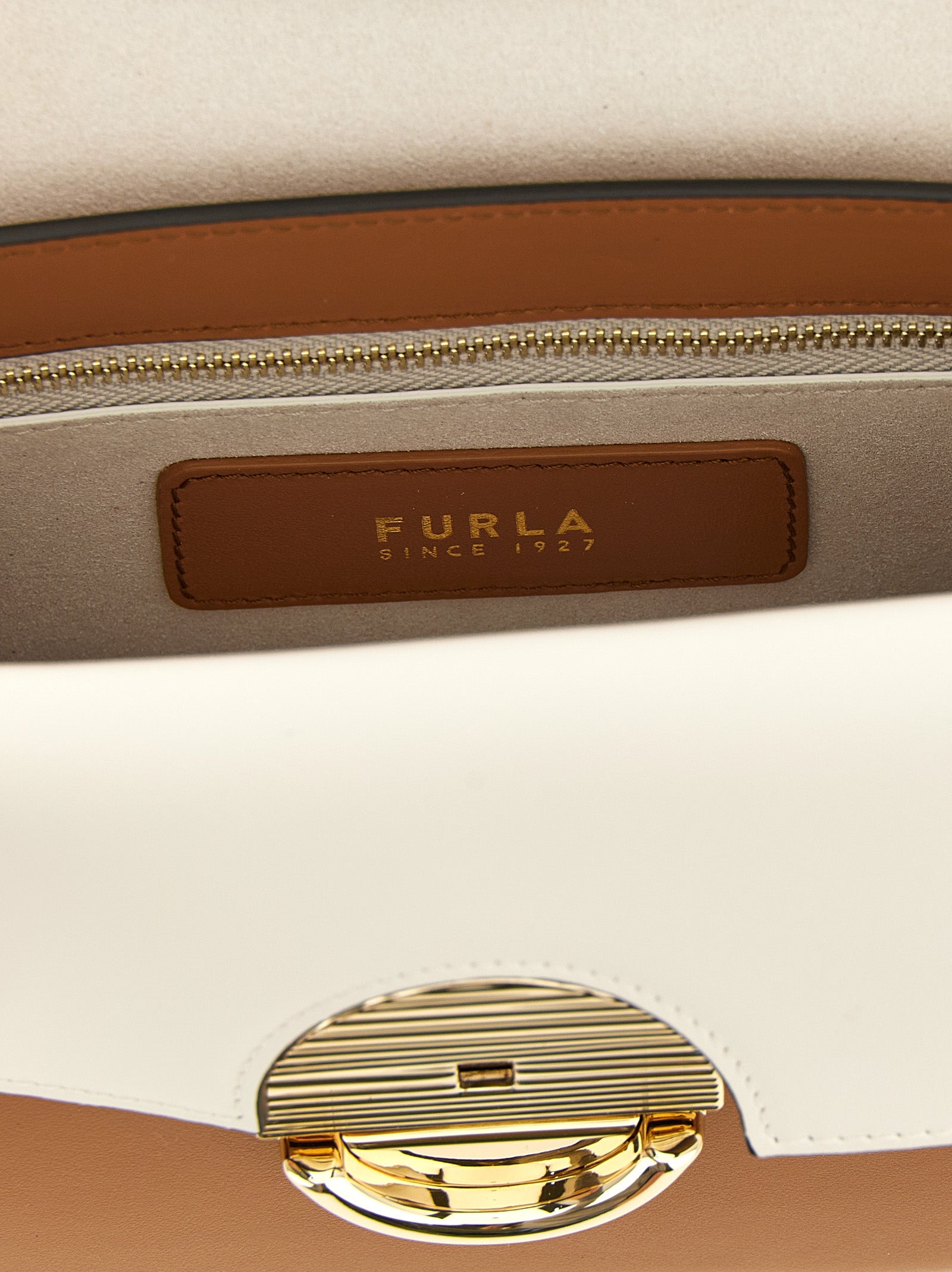 Τσάντα crossbody Furla πολύχρωμη από δέρμα αρνιού