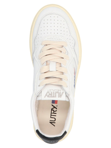 Δίχρωμα sneakers χαμηλού τύπου Autry από δέρμα αγελάδας