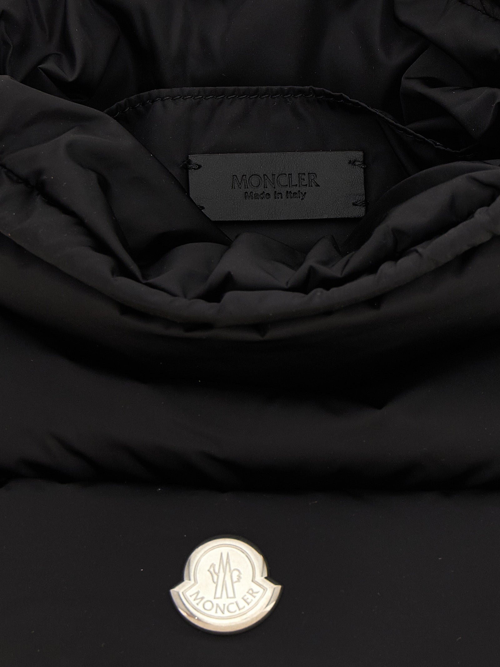 Μαύρη Τσάντα Χειρός από Πολυαμίδιο Moncler