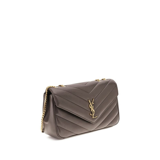 Τσάντα ώμου Saint Laurent Loulou Small γκρι καπιτονέ από δέρμα αρνιού
