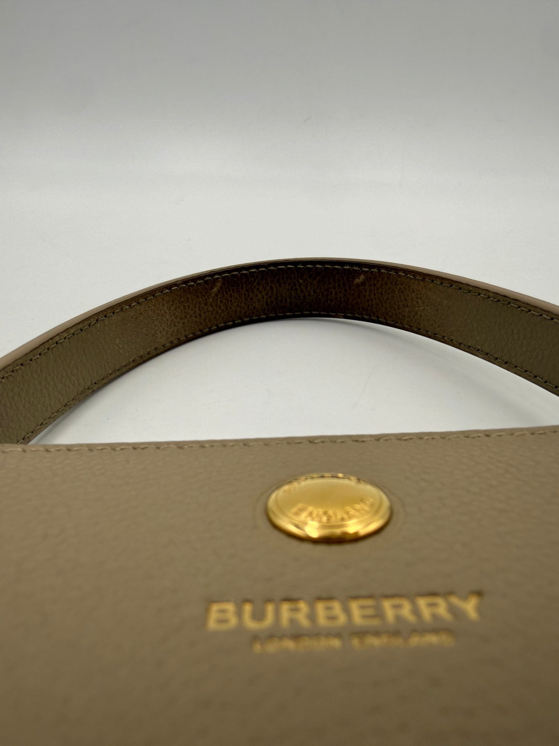 Μίνι τσάντα Burberry Title