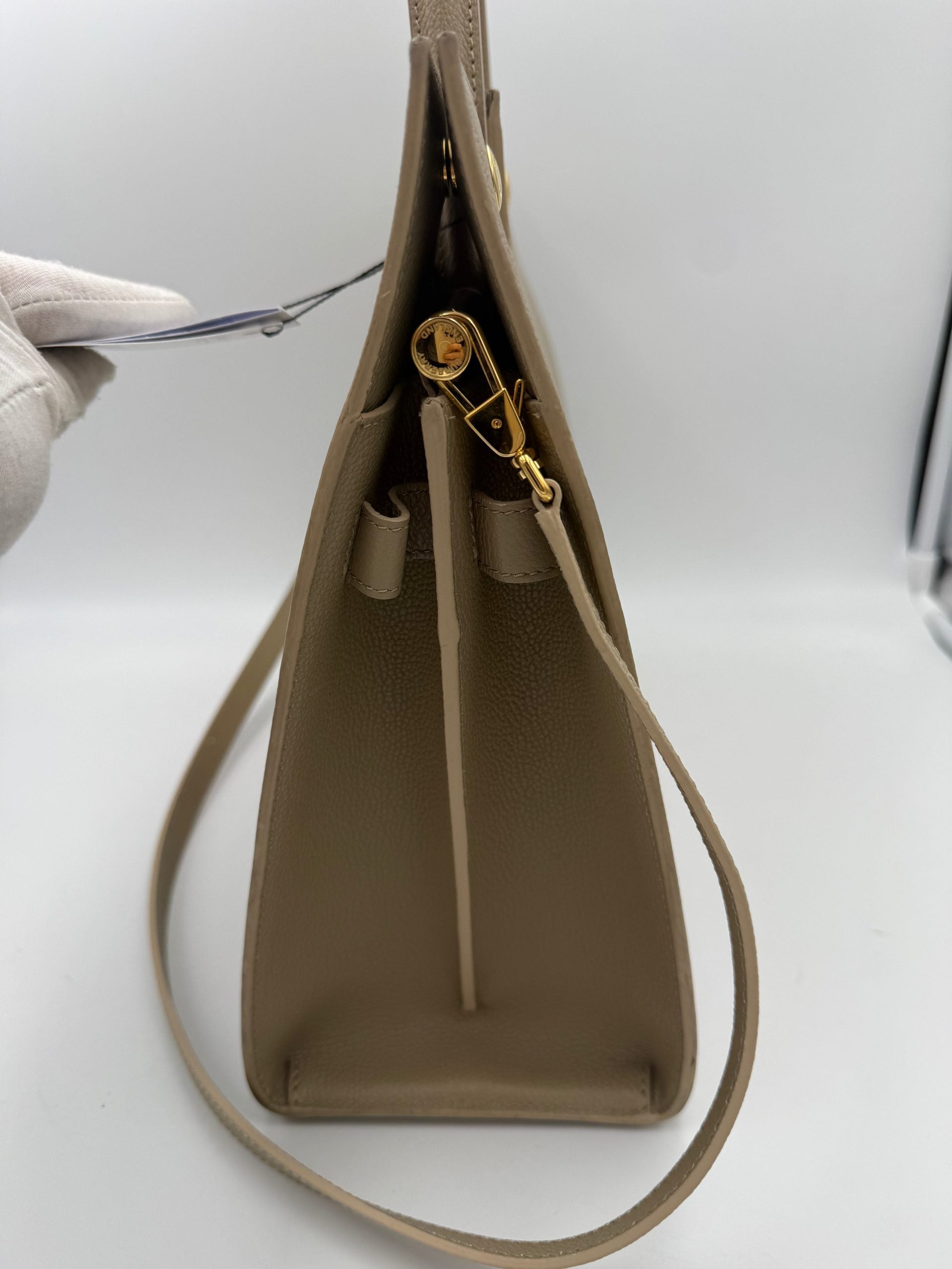 Μίνι τσάντα Burberry Title
