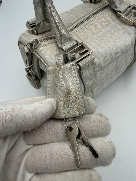 Μίνι τσάντα Fendi Bauletto FF Zucchino Satchel
