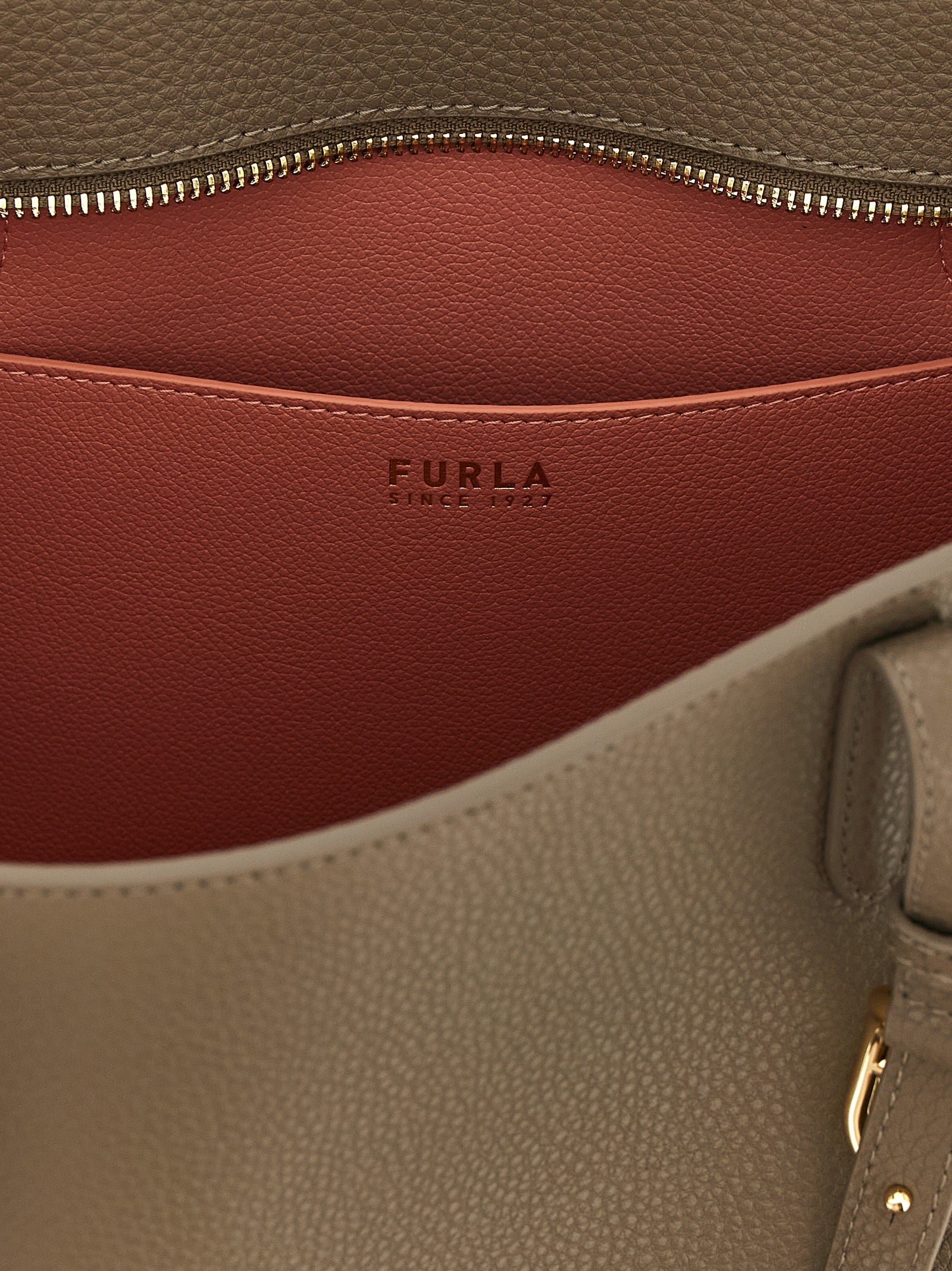 Τσάντα Furla Gray Ava M Tote