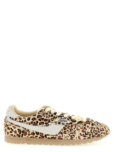 Πολύχρωμα αθλητικά παπούτσια Autry από δέρμα αγελάδας χαμηλού προφίλ