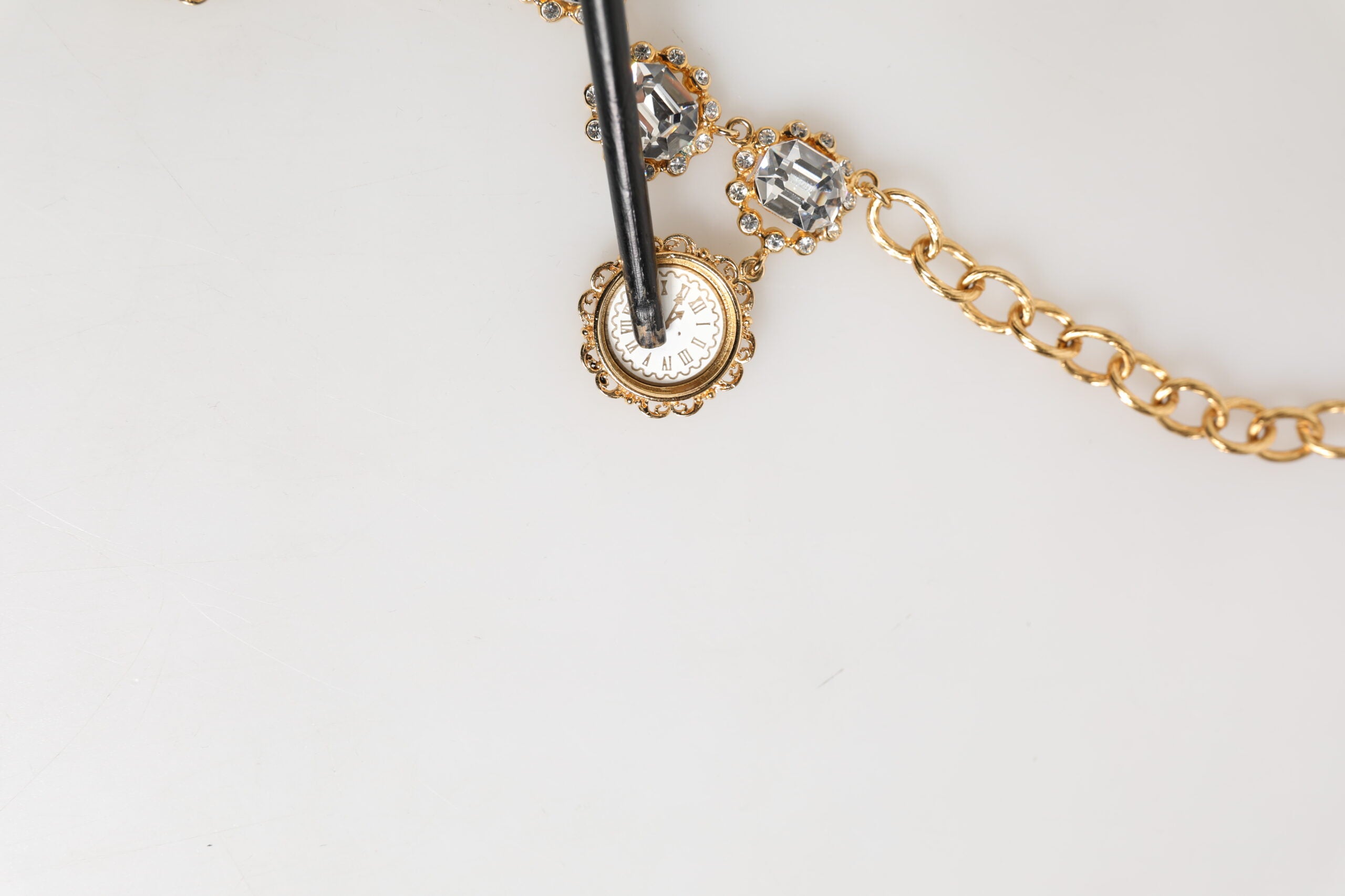 Κολιέ-Μενταγιόν Dolce & Gabbana Gold Crystal Clock Face Statement Jewelry